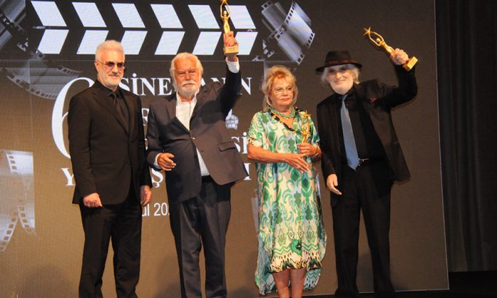En centilmen gazeteci Yaşar Şenyüz’e “Yaşam Boyu Meslek ve Onur Ödülü”